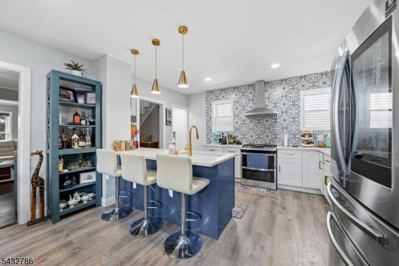 71 Spring St, Nutley Twp., NJ 07110
