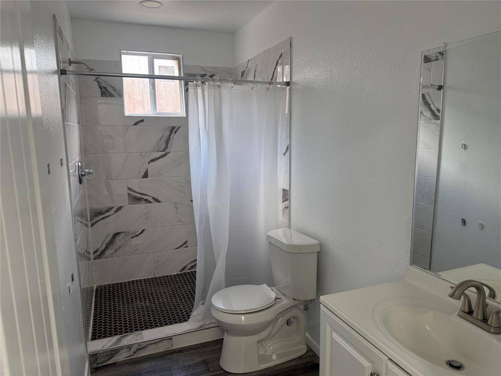 2311 Vagas Street #B, Dallas, TX 75219