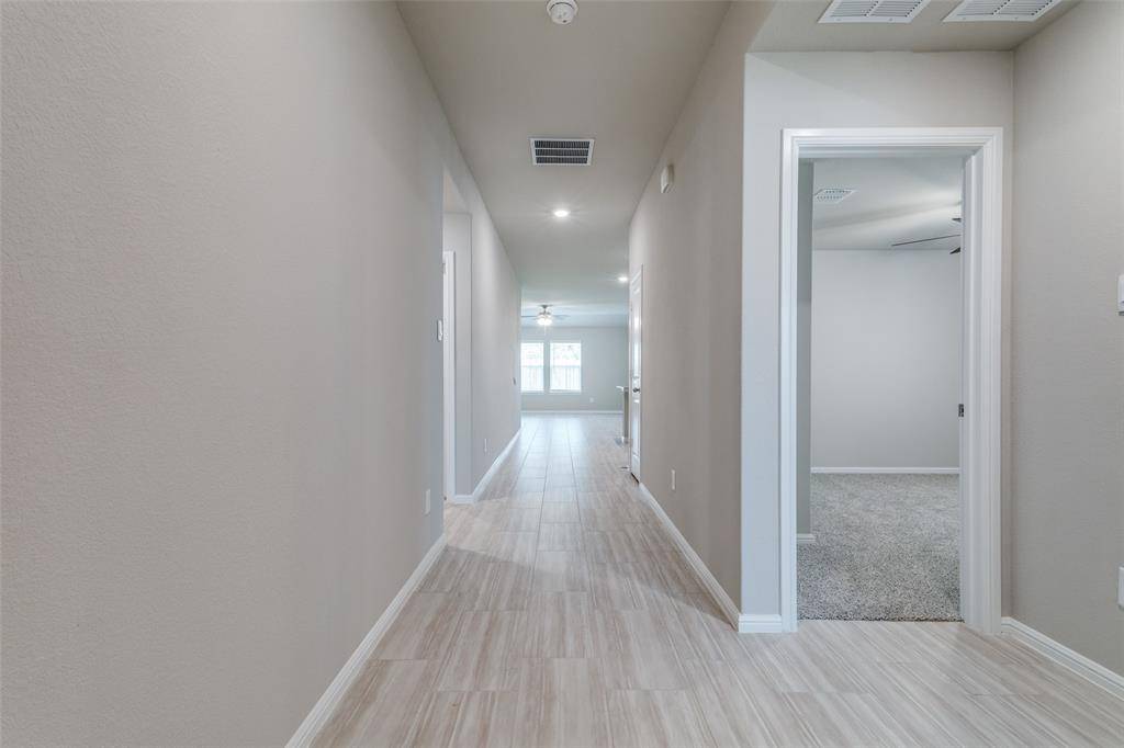 16408 Severn Lane, Fort Worth, TX 76247