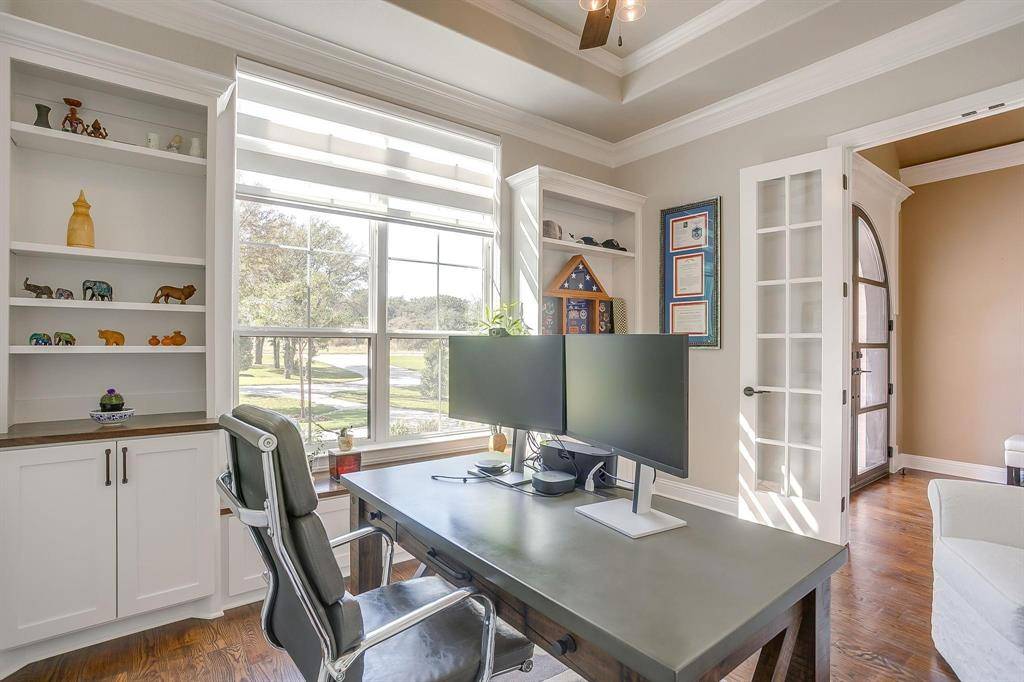 104 Woodview Creek Trail, Fort Worth, TX 76108