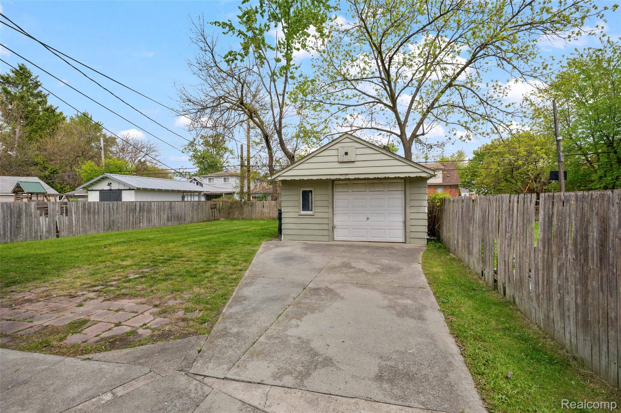 19422 Garfield, Redford Charter Township, MI 48240