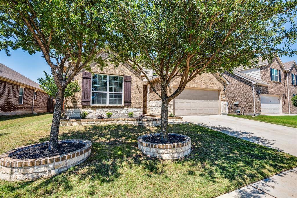 960 Pinnacle Ridge Road, Fort Worth, TX 76052
