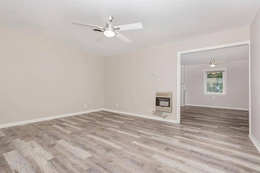502 W Bells Boulevard, Bells, TX 75414
