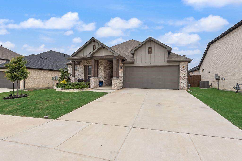 10629 Tuxinaw Trail, Fort Worth, TX 76179