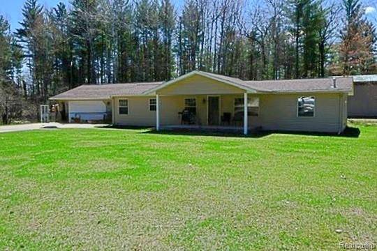 1820 Onondaga TRL, Churchill Township, MI 48661