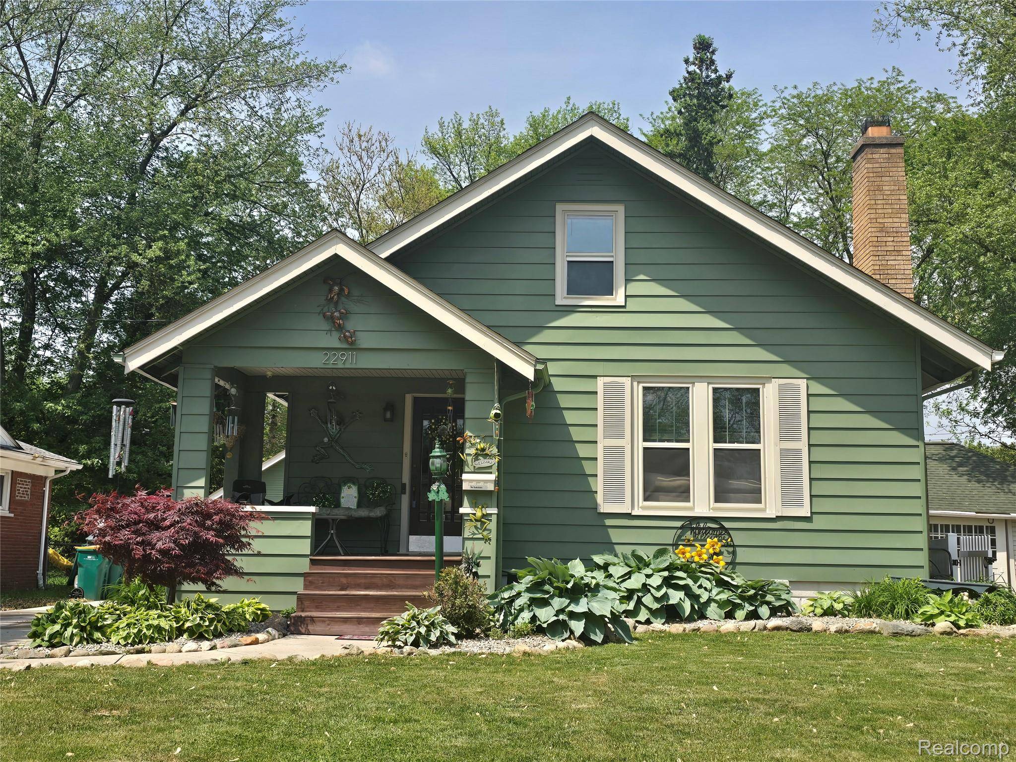22911 Maple AVE, Farmington, MI 48336