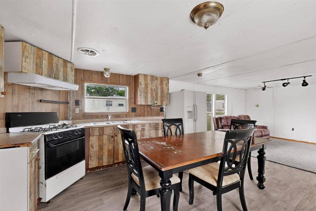 406 Debbie Street, Little Elm, TX 75068