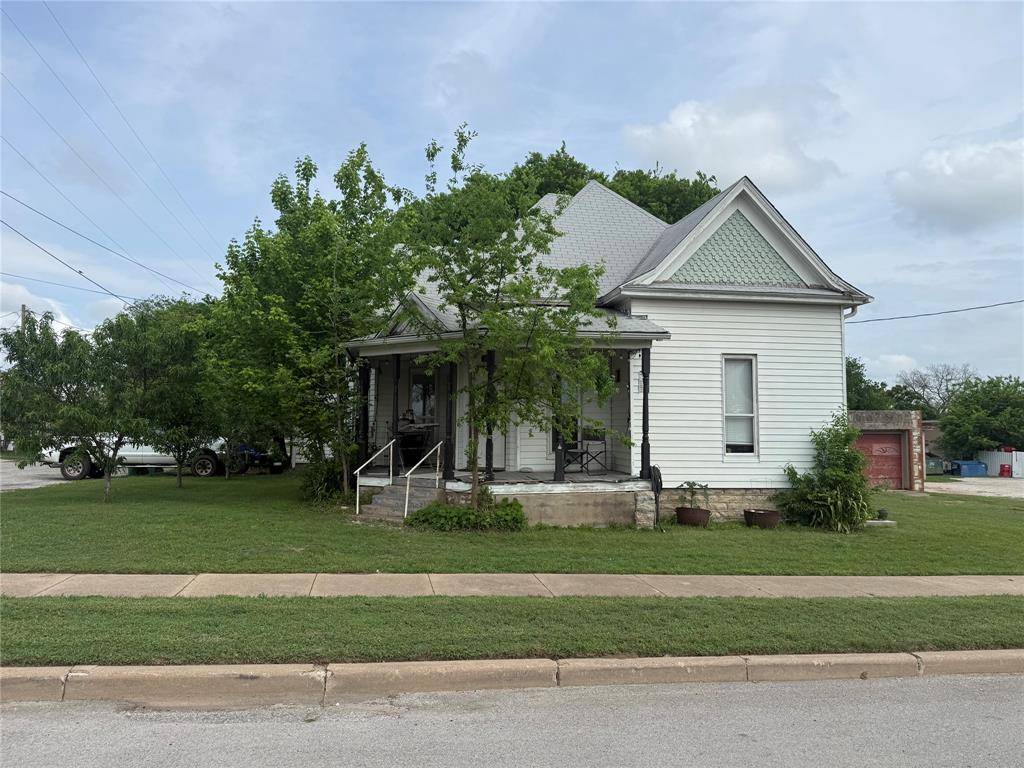 117 N Camden Street, Dublin, TX 76446