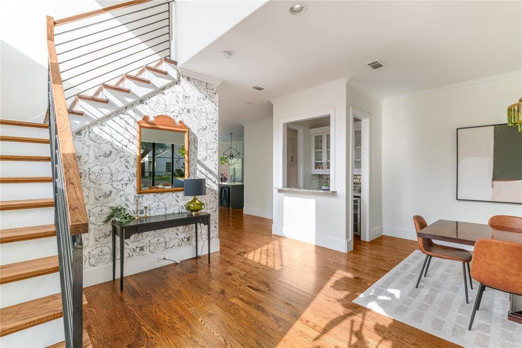 6033 Martel Avenue, Dallas, TX 75206