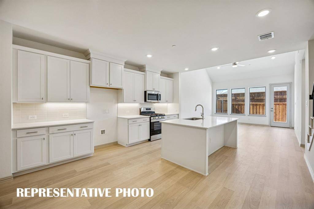 3564 Pierce Lane, Grand Prairie, TX 75052