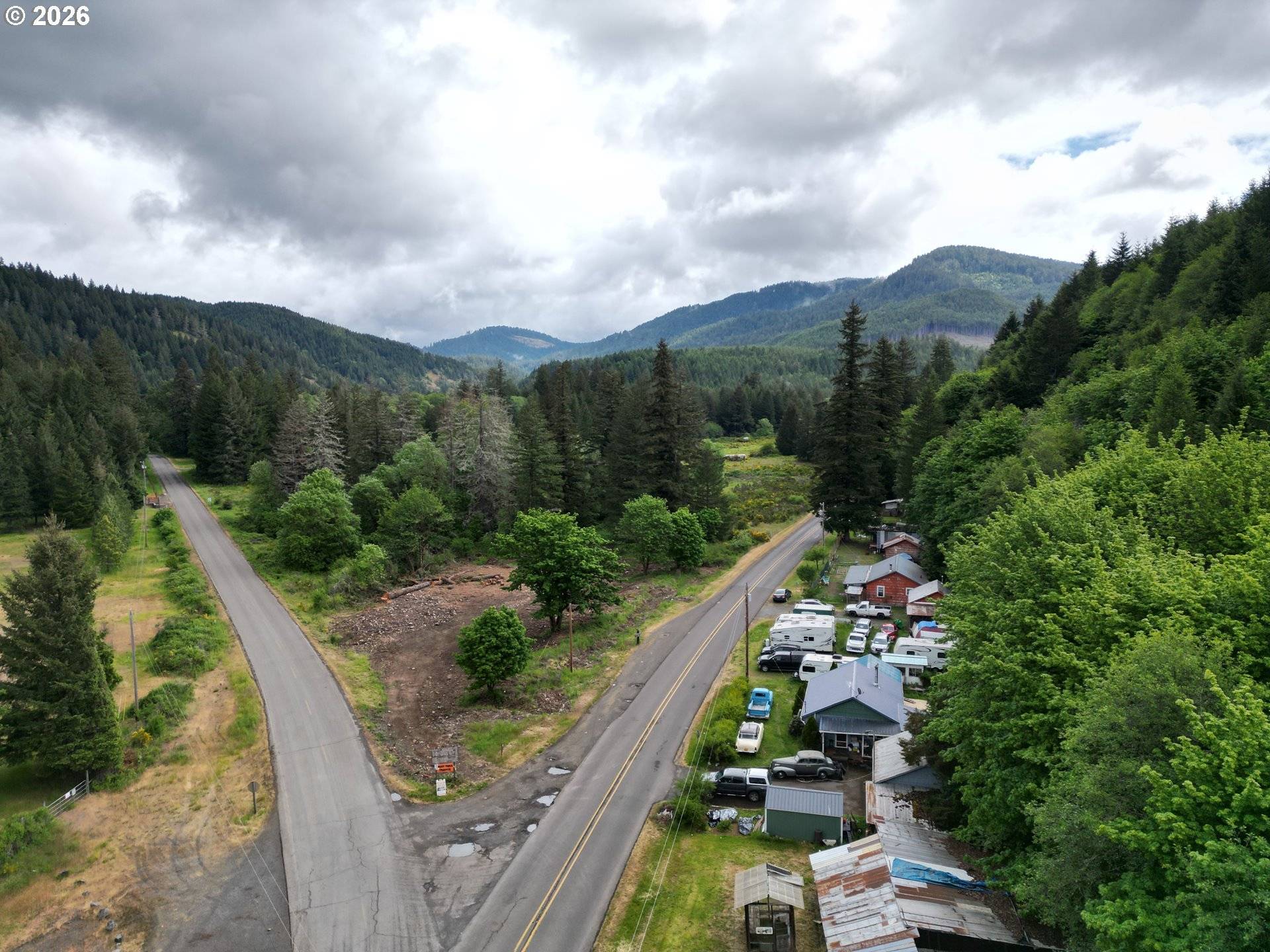 39688 ROW RIVER RD, Dorena, OR 97434
