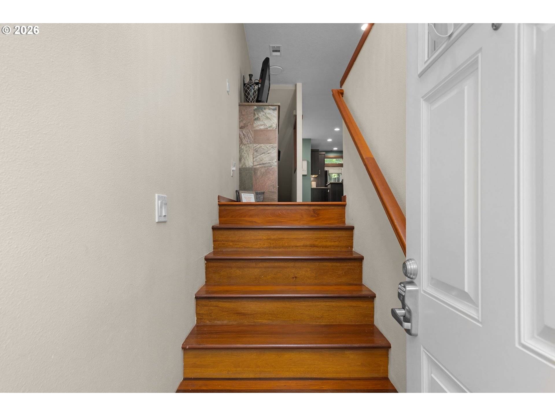 5005 SW VIEW POINT TER, Portland, OR 97239