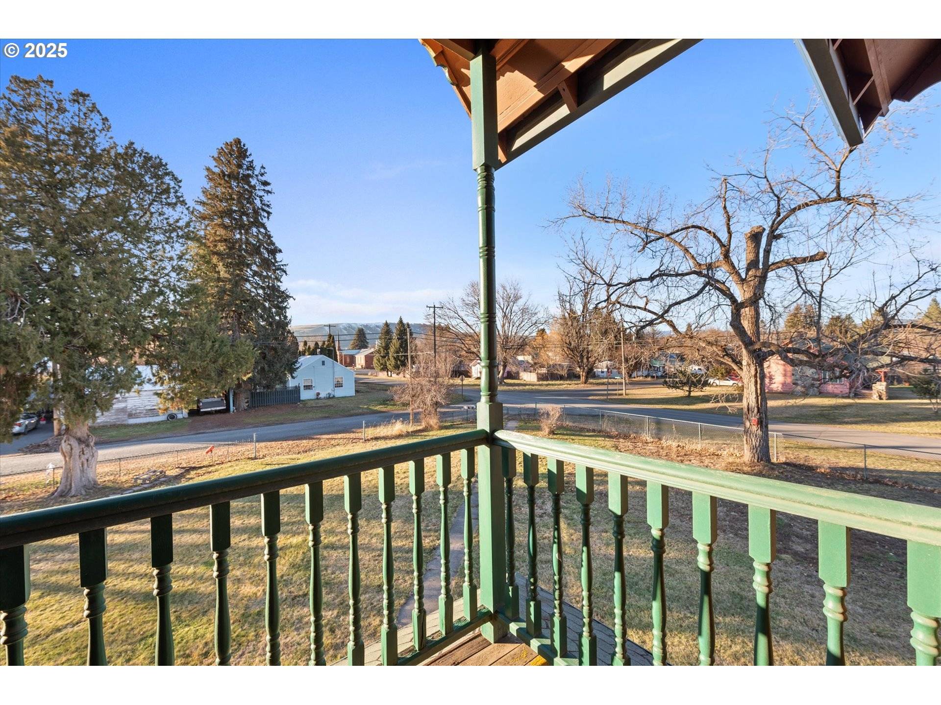 155 N 6TH AVE, Elgin, OR 97827