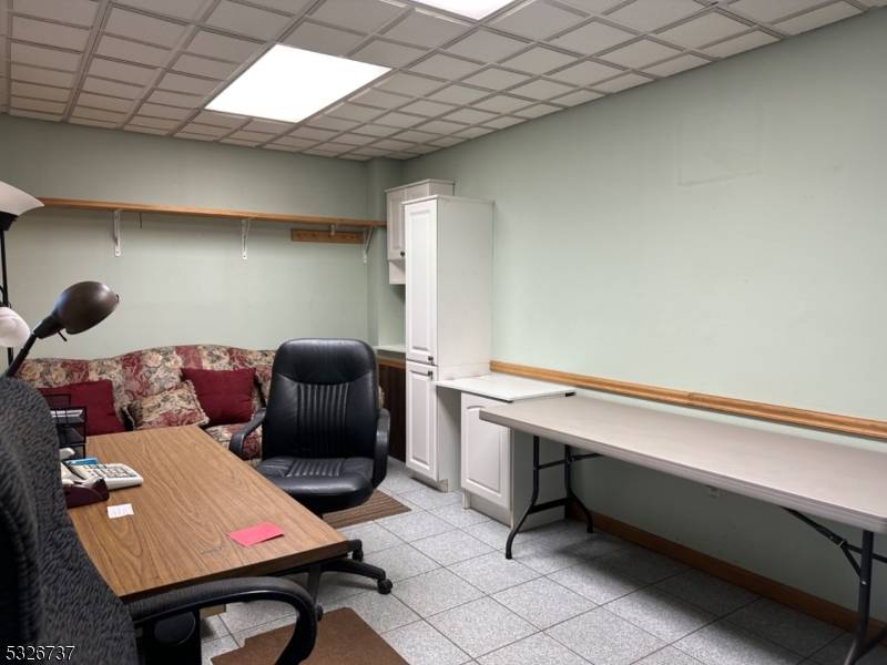 45 Malvern St, Newark City, NJ 07105