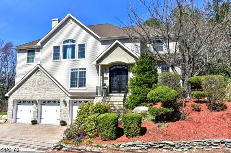 1 Kingsland Rd, Montville Twp., NJ 07005