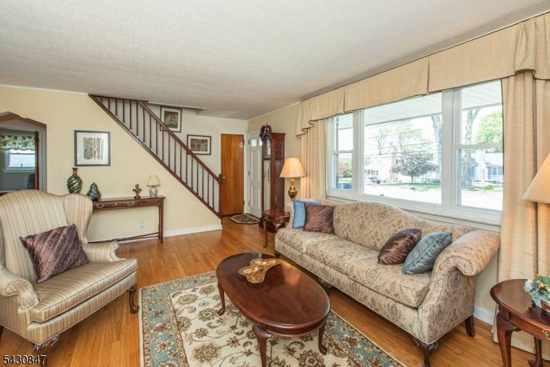 226 Westville Ave, West Caldwell Twp., NJ 07006