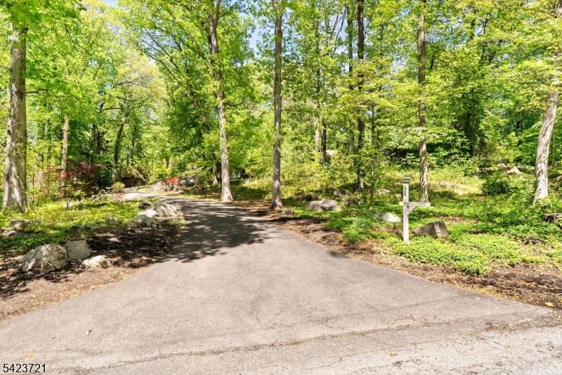 98 Snydertown Rd, East Amwell Twp., NJ 08525