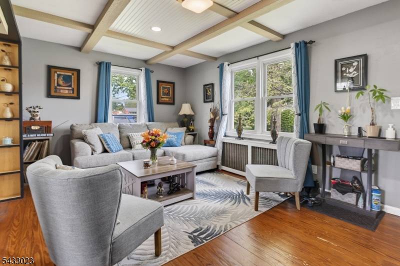515 Lynda Rd, Lopatcong Twp., NJ 08865