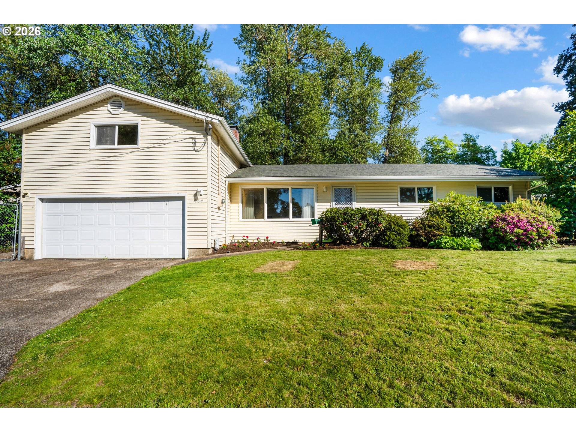 184 E HATTON AVE, Eugene, OR 97404
