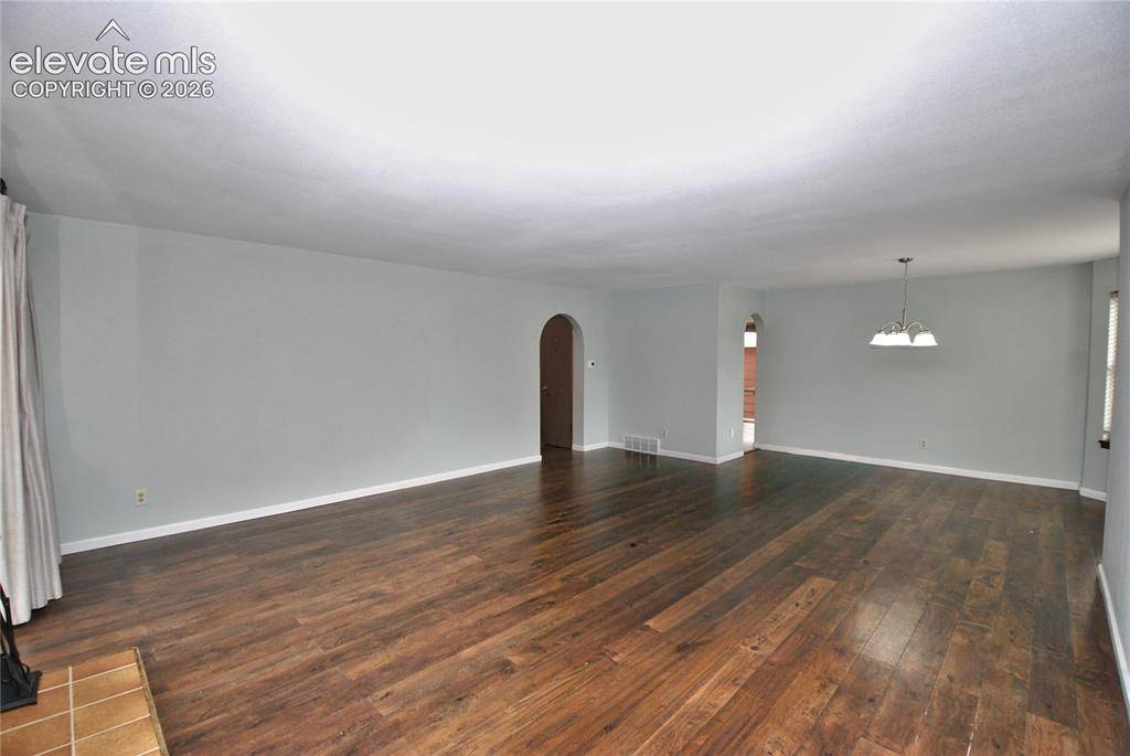 488 W Rockrimmon BLVD #G, Colorado Springs, CO 80919