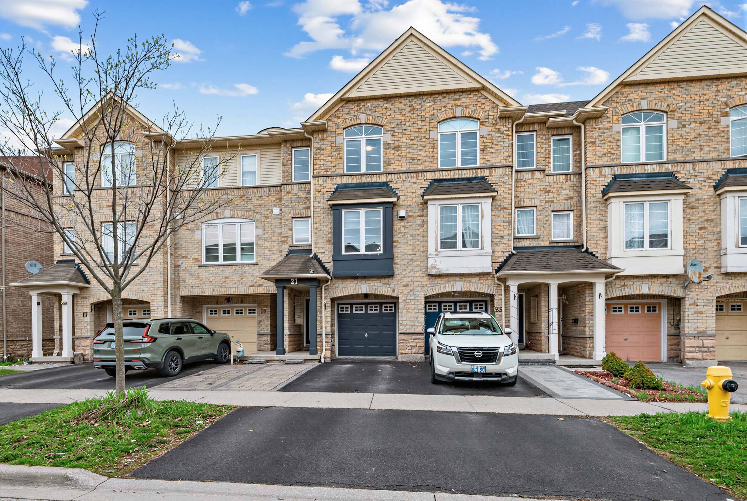 21 Cullcastle ST, Ajax, ON L1S 0B1