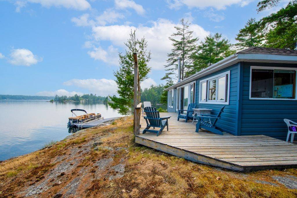 4446 Is 107 Stoney Lake IS, North Kawartha, ON K0L 2H0