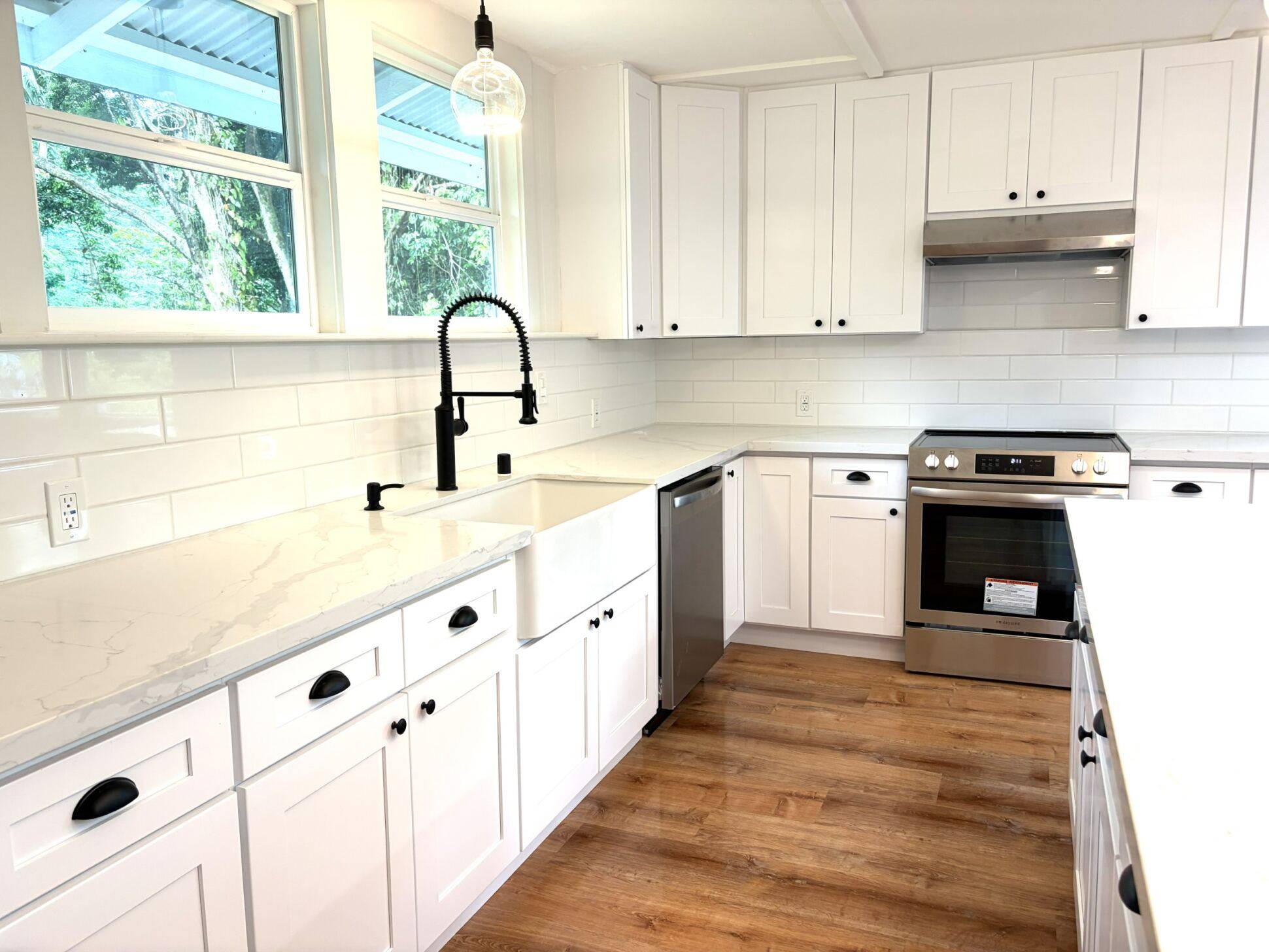 1360 KAUMANA DR, Hilo, HI 96720