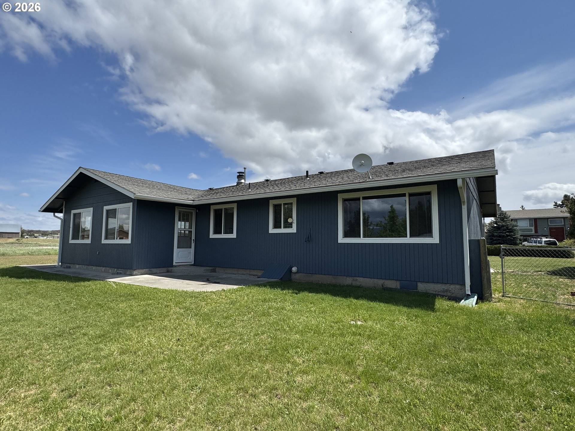 1238 BENNETT DR, Goldendale, WA 98620