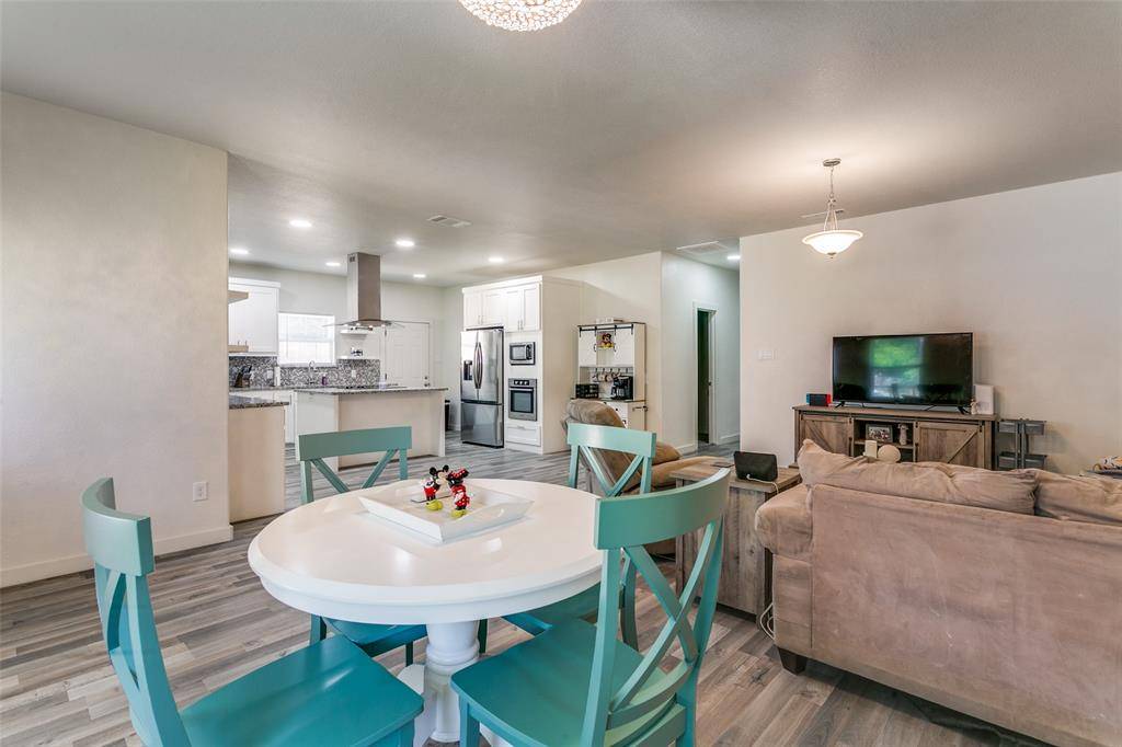 1108 S Morris Street, Gainesville, TX 76240