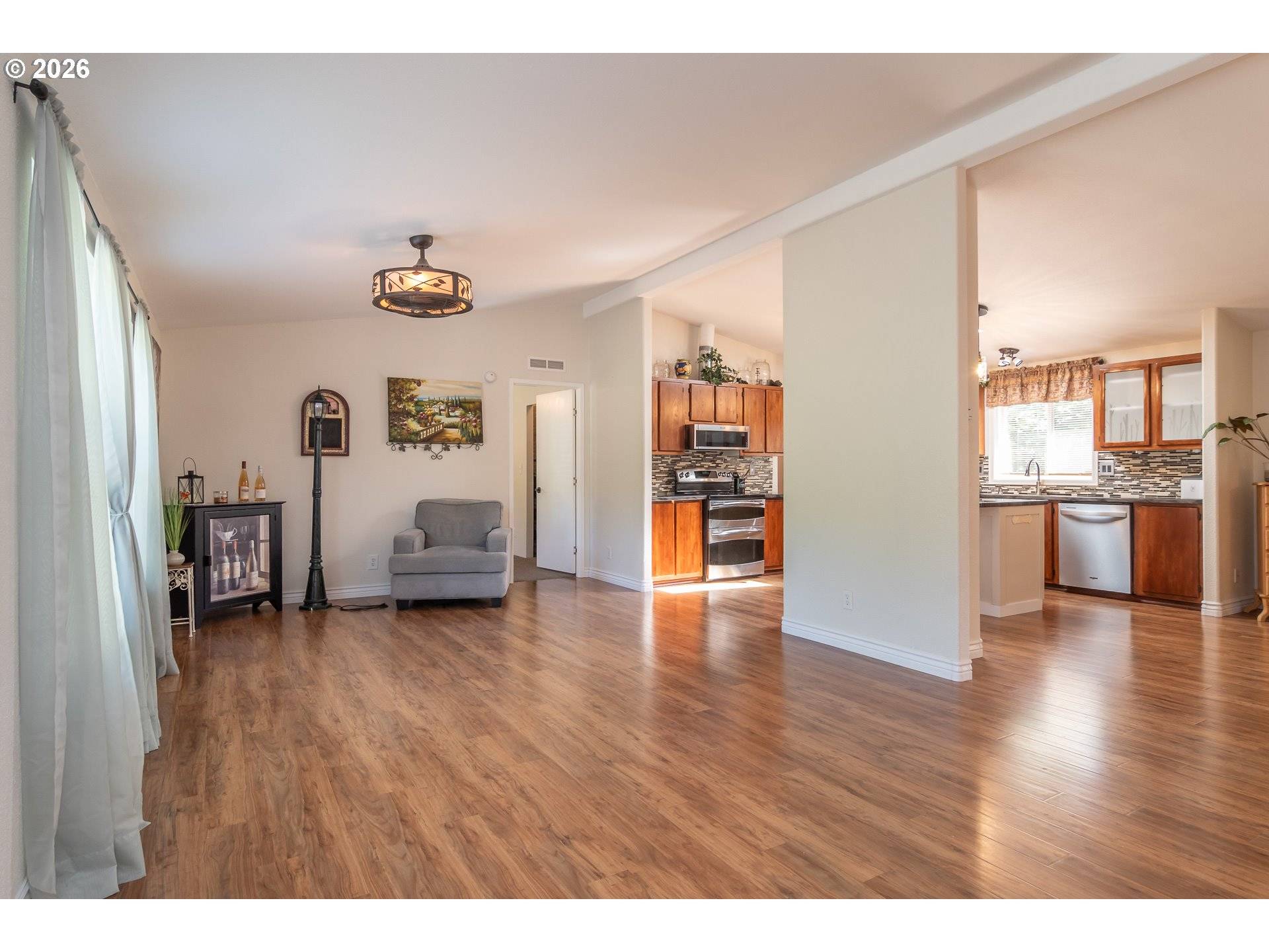 600 BECKER RD, Roseburg, OR 97471