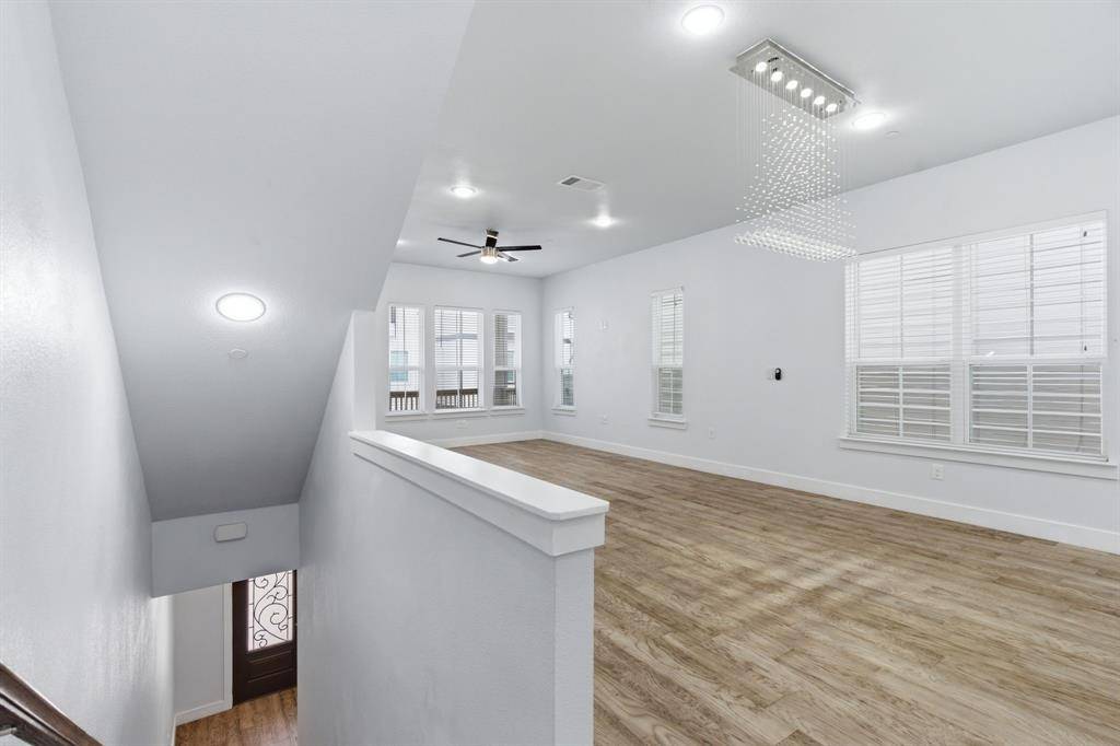 203 S Village Way, Lewisville, TX 75057