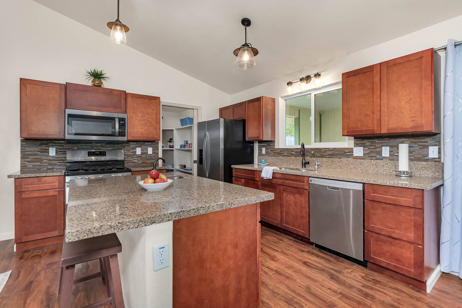 19-3150 MAMAKI LN, Volcano, HI 96785