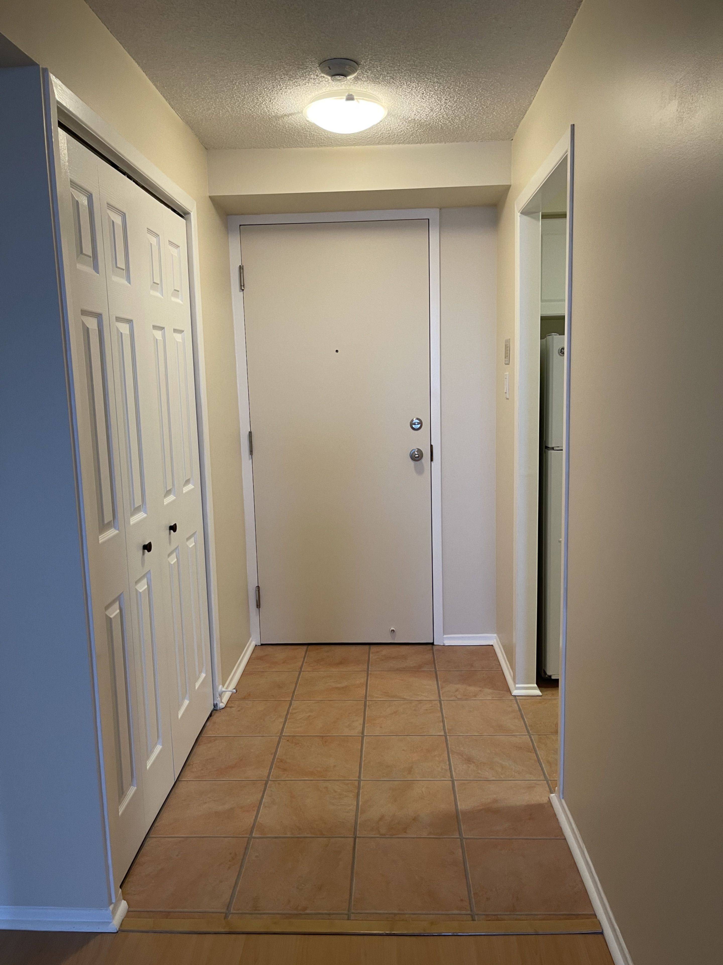 1025 Grenon AVE #901, Britannia Heights - Queensway Terrace N And Area, ON K2B 8S5