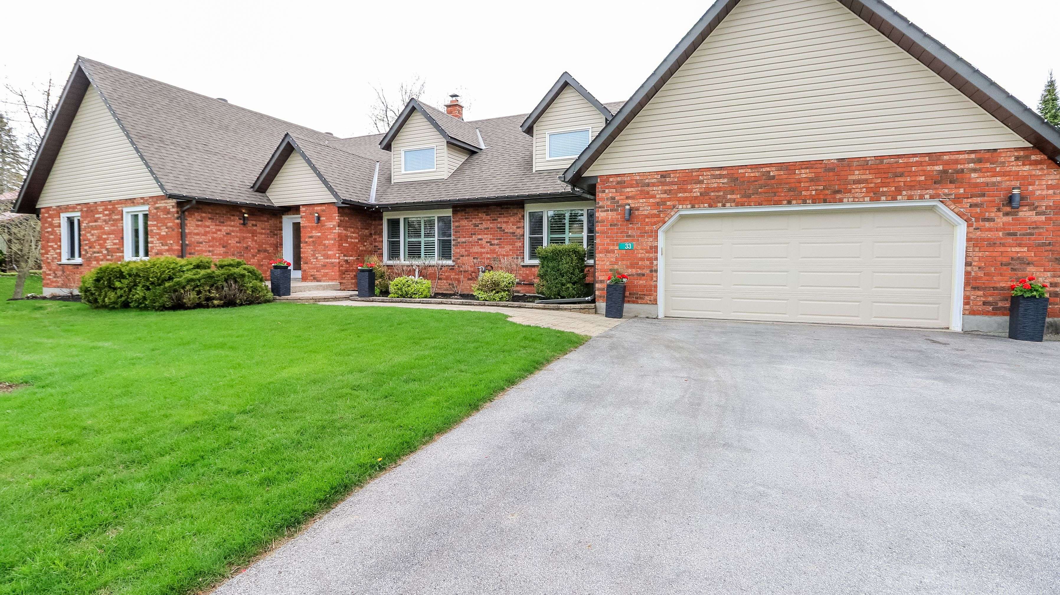 33 Elvyn CRES, Oro-medonte, ON L0L 2E0
