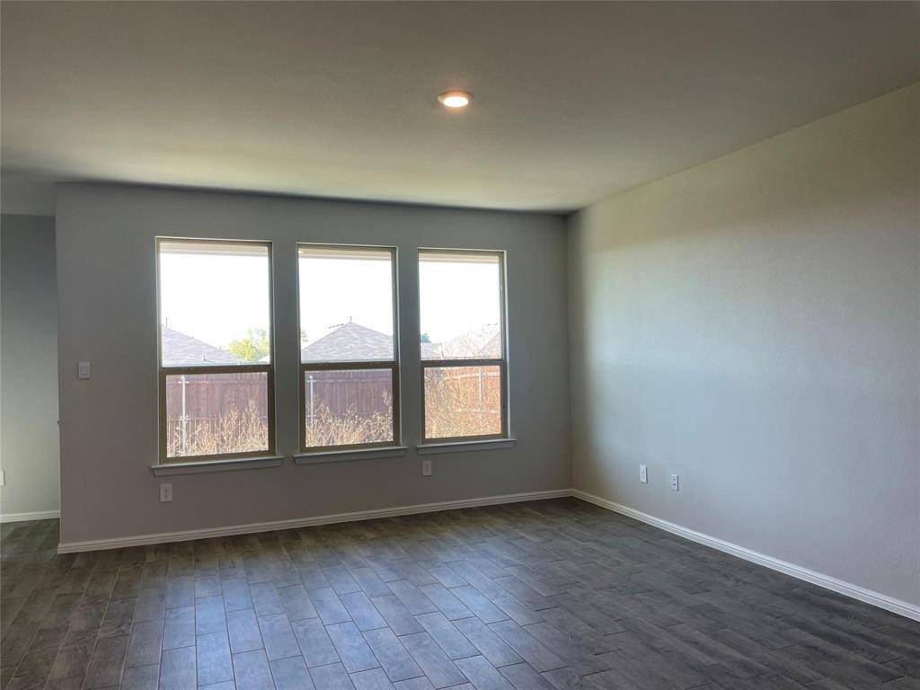 8521 Centerboard Lane, Fort Worth, TX 76179