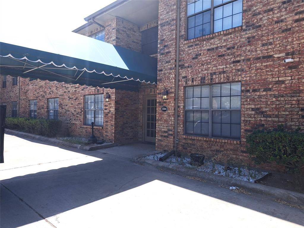 1304 Halsell Street #111, Bridgeport, TX 76426