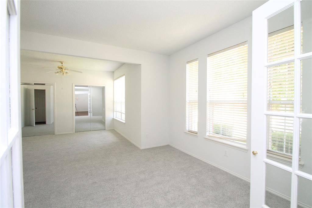 4004 Lakeside Drive, The Colony, TX 75056