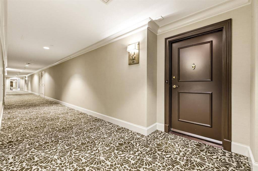 4242 LOMO ALTO #E27, Dallas, TX 75219