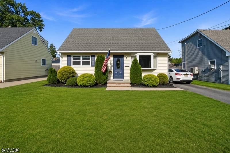 29 Central Ave, Pompton Lakes Boro, NJ 07442