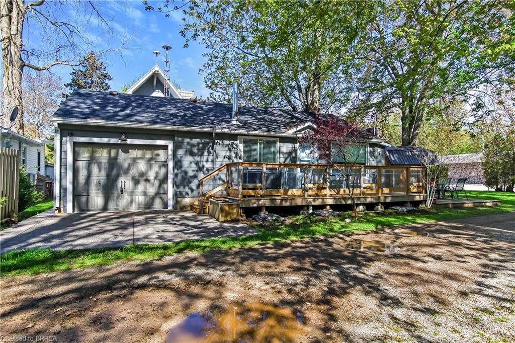 4 Tyler ST, Norfolk, ON N0E 1T0