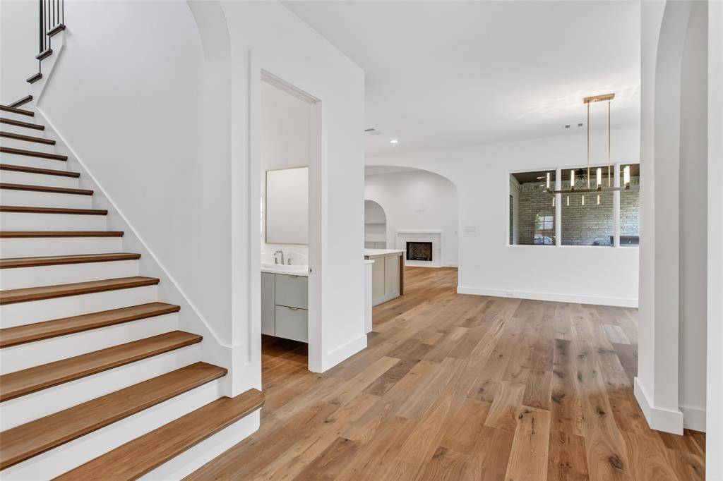 8629 Lockhaven Drive, Dallas, TX 75238