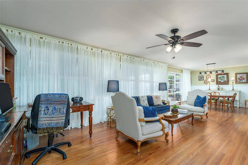 126 Varsity Circle, Arlington, TX 76013