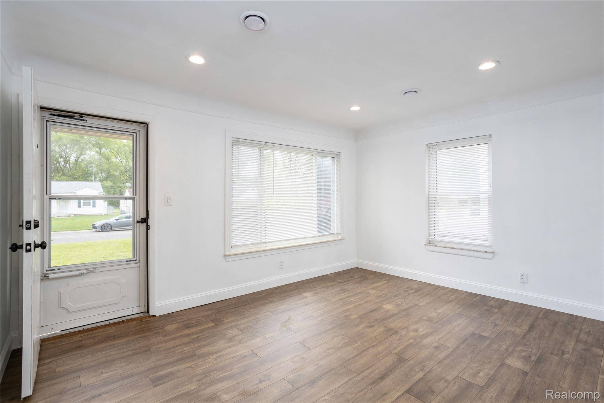 18261 Brentwood ST, Livonia, MI 48152