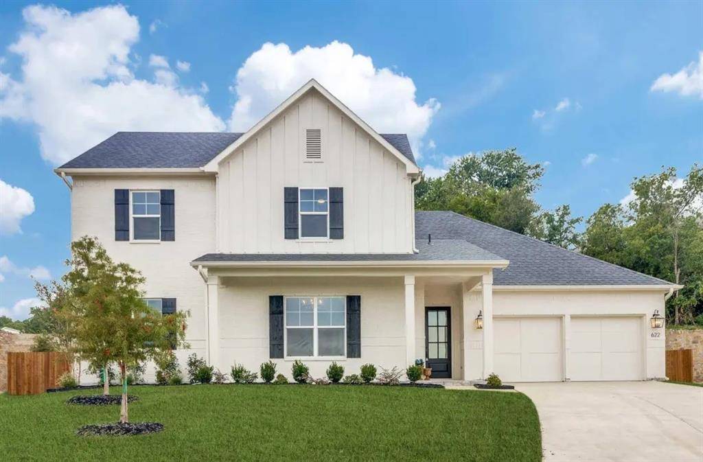 622 Sterling Drive, Benbrook, TX 76126