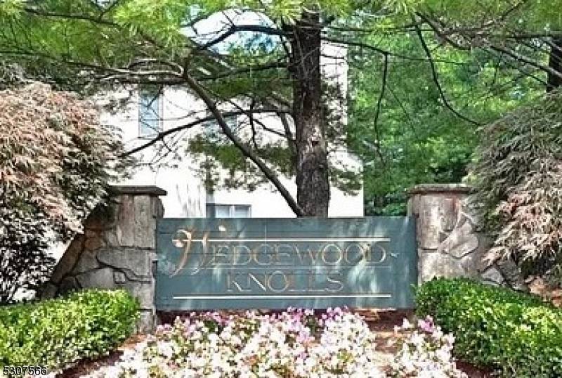 7 Dogwood Ct #7, Woodland Park, NJ 07424