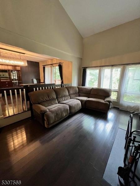 7 Dogwood Ct #7, Woodland Park, NJ 07424