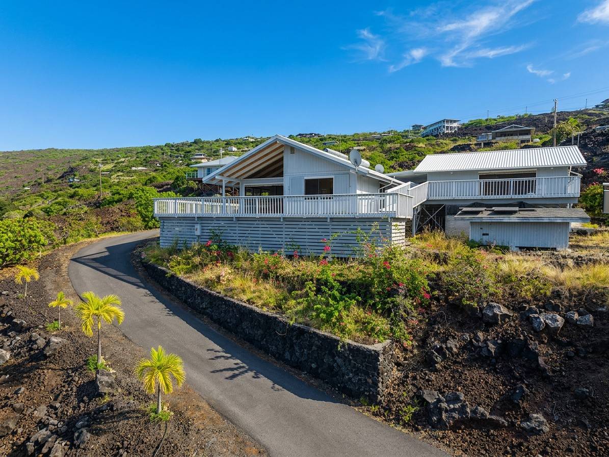 88-1518 EIWA AVE, Captain Cook, HI 96704