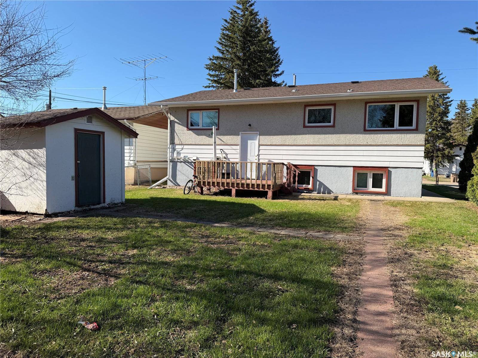 206 Burns AVENUE W, Melfort, SK S0E 1A0