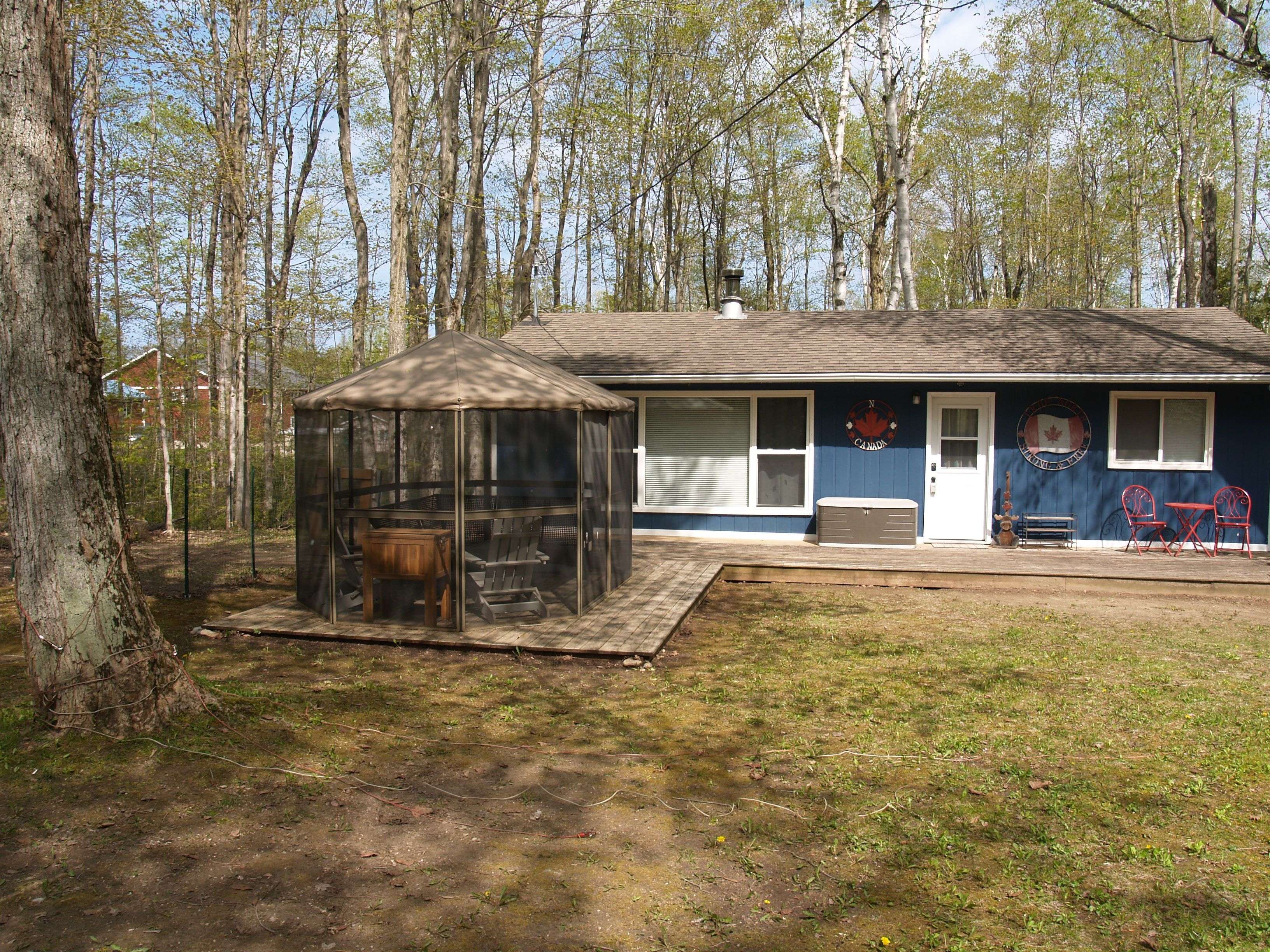 199 Thompson AVE, Native Leased Lands, ON N0H 2G0