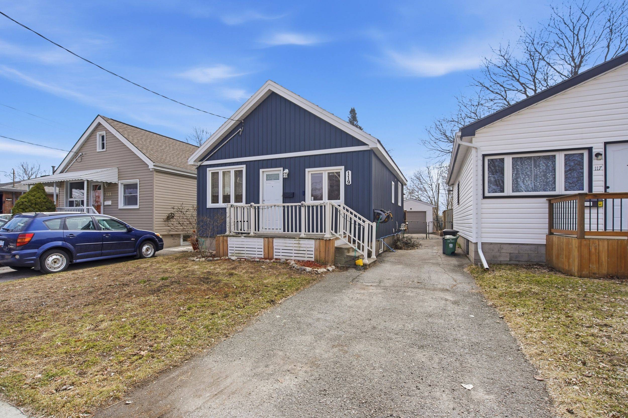 119 Connaught AVE, London East, ON N5Y 3A5
